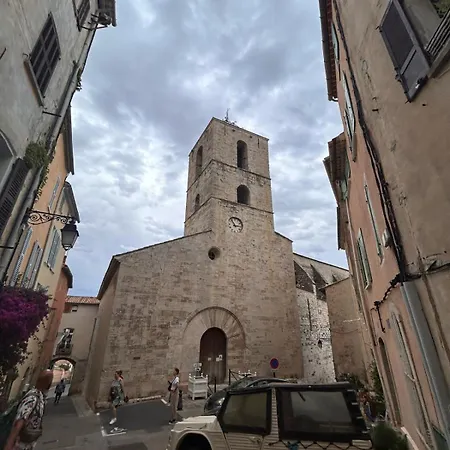 Daire Superbe Climatise Pres De La Noailles Hyères