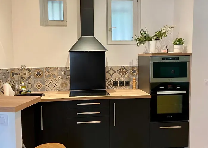 Superbe Climatise Pres De La Noailles Apartman